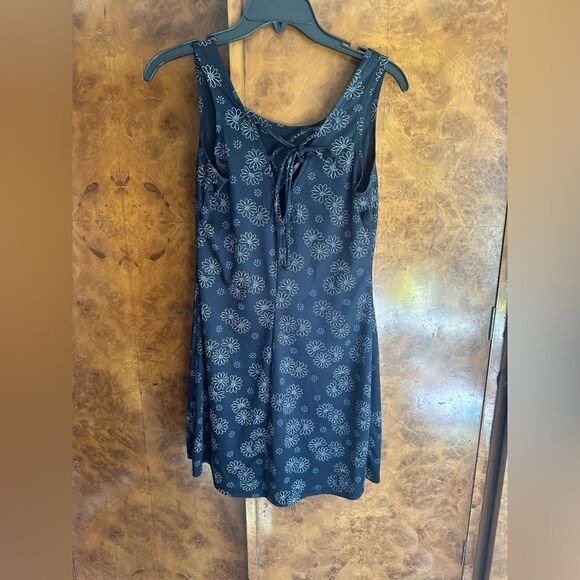 Very 90s Sleeveless Dress with Floral Pattern - Picture 1 of 6